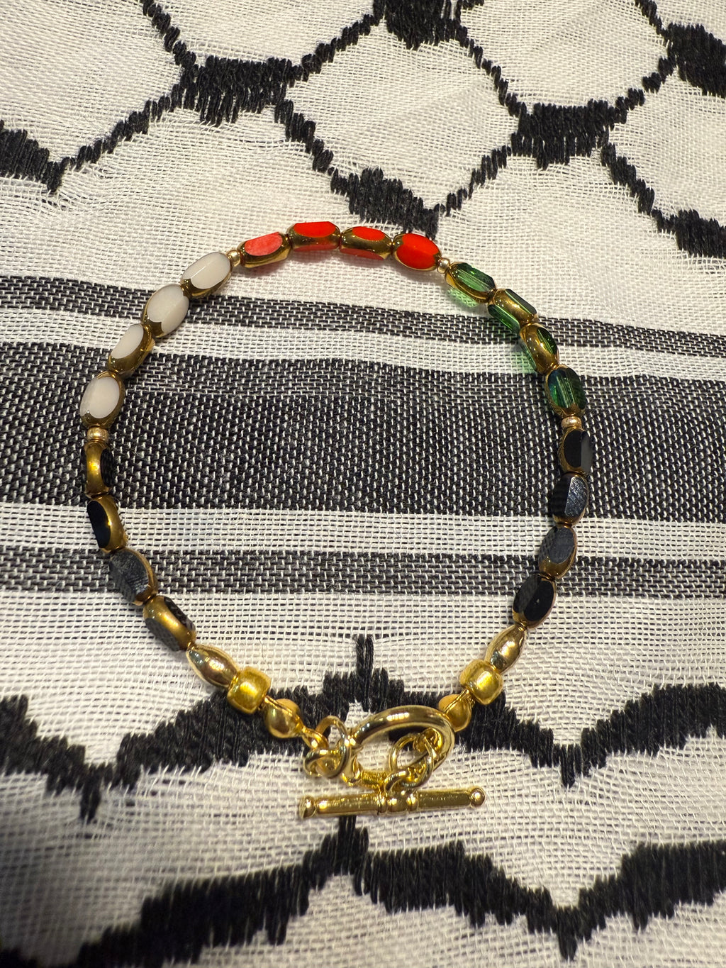 Palestine Glass Oval Crystal