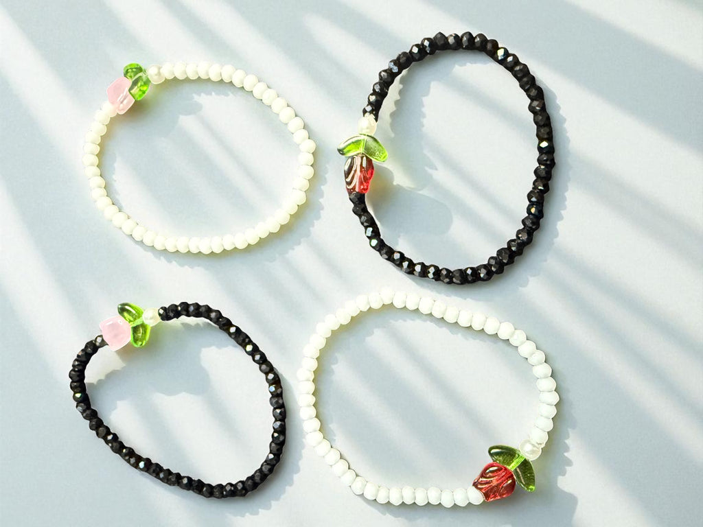 Crystal Flower Bracelet: Faceted Glass Beads, Playful Charm