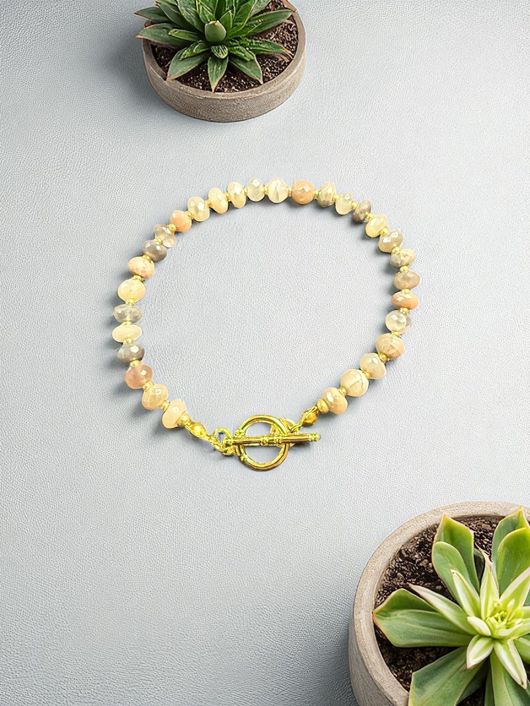 Dainty Moonstone : Real Moonstone