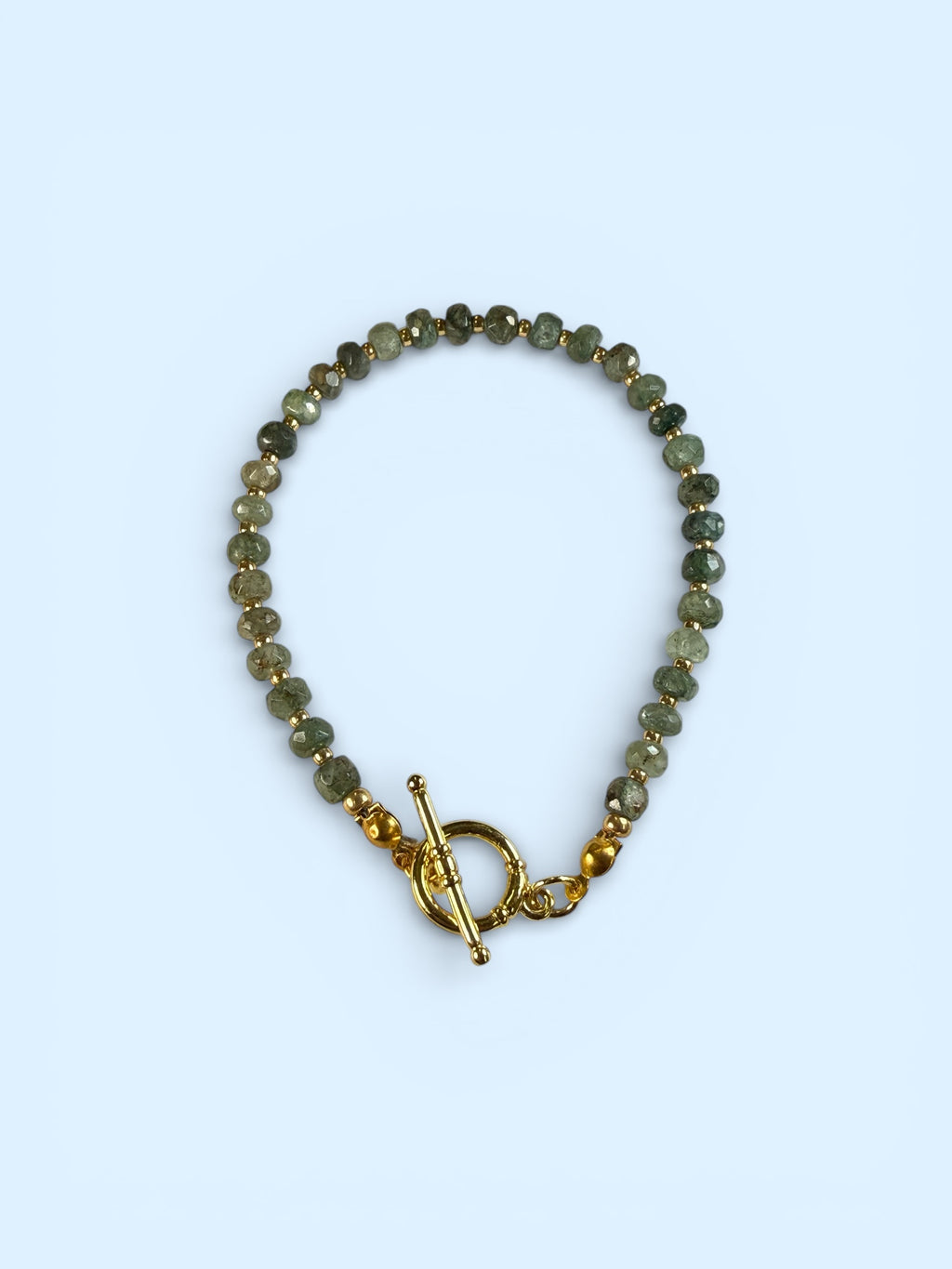 Verdant Luxury: Emerald and 18k Gold Artisan Bracelet