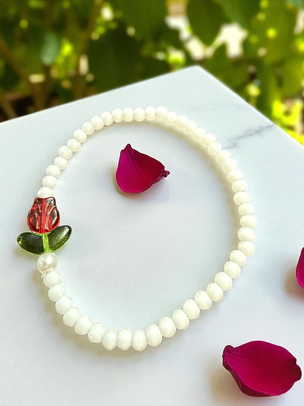 Crystal Flower Bracelet: Faceted Glass Beads, Playful Charm