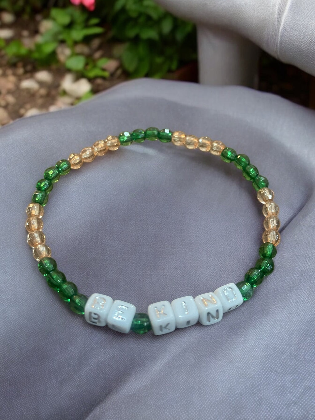 Handmade Inspirational Word Bracelet: Acrylic Crystal Bead
