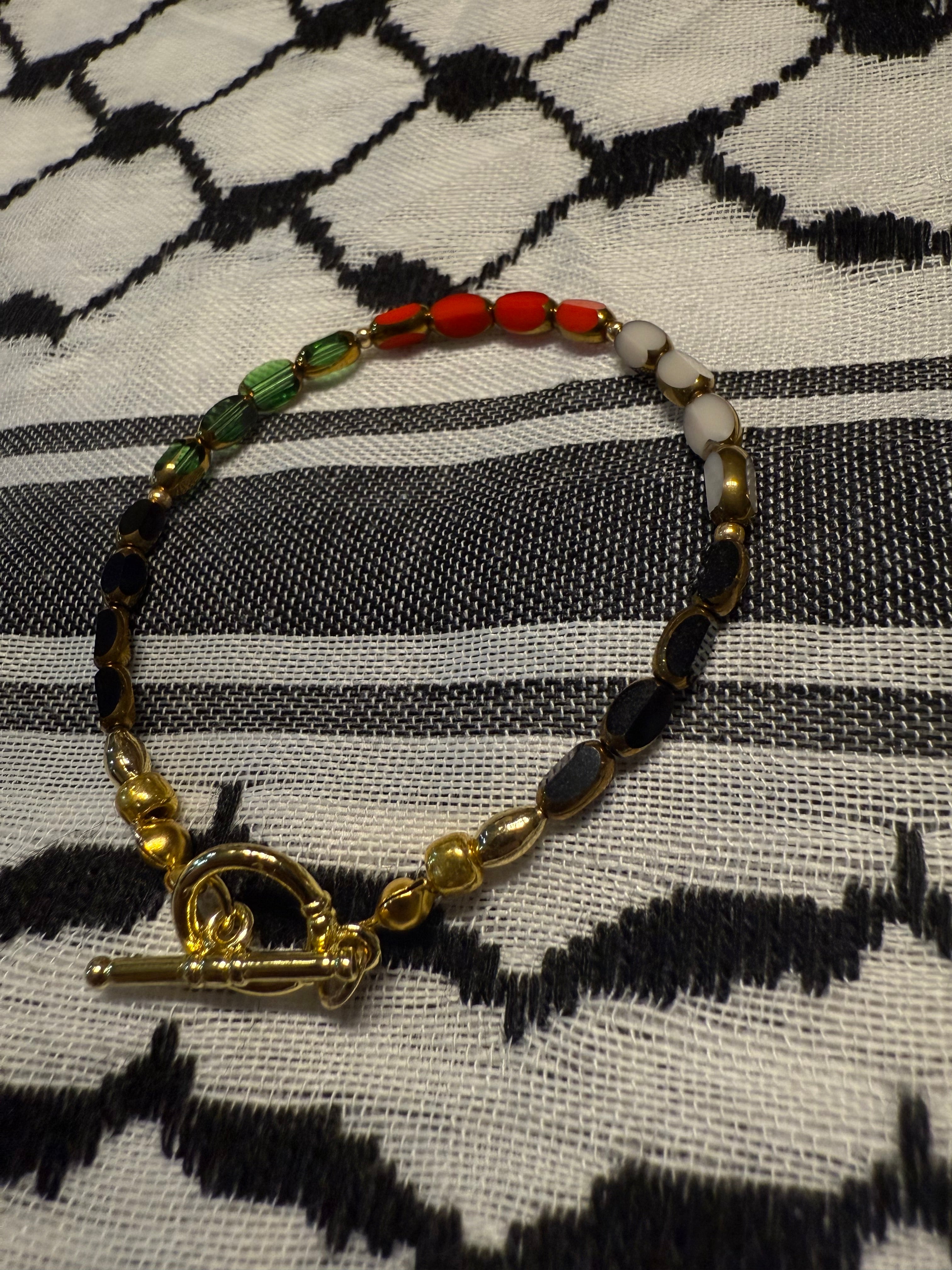 Palestine Glass Oval Crystal