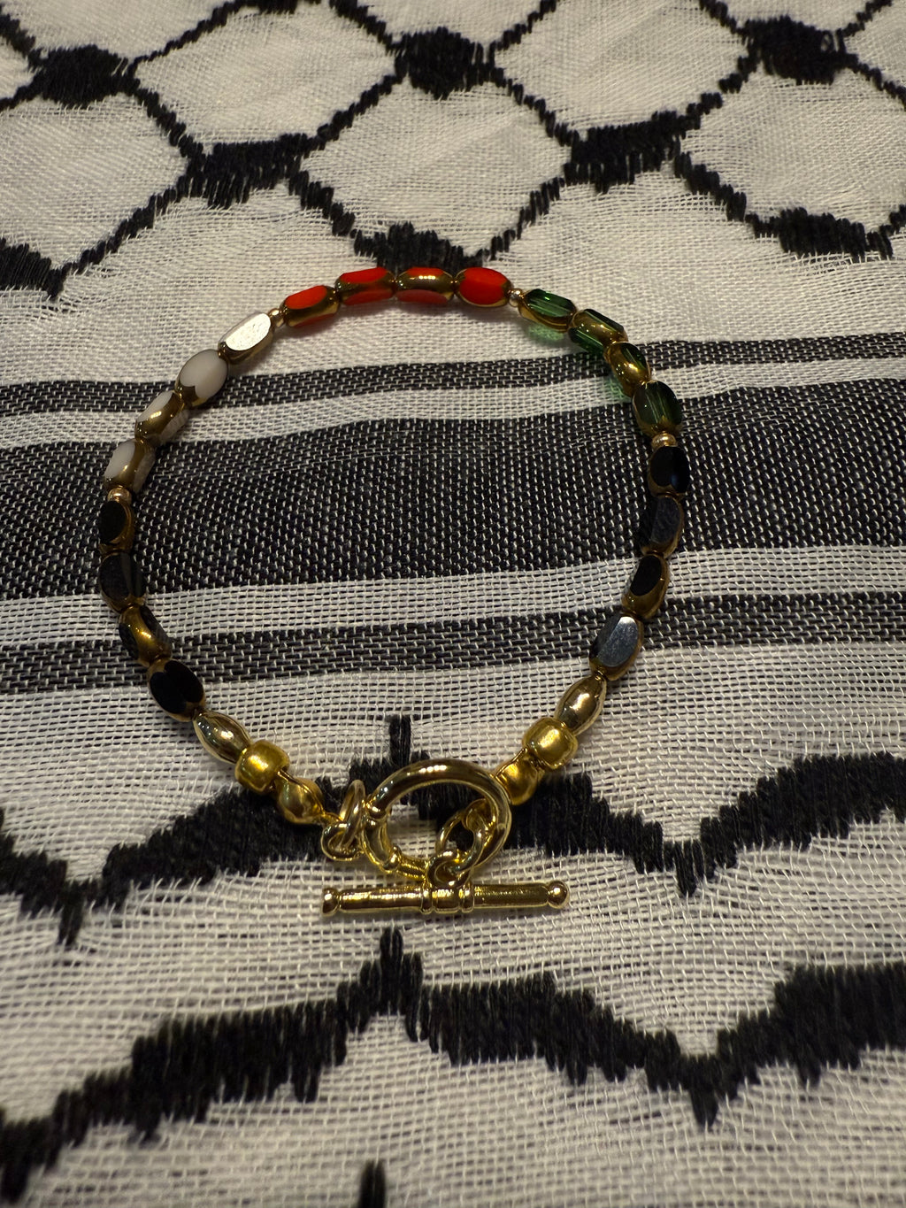 Palestine Glass Oval Crystal